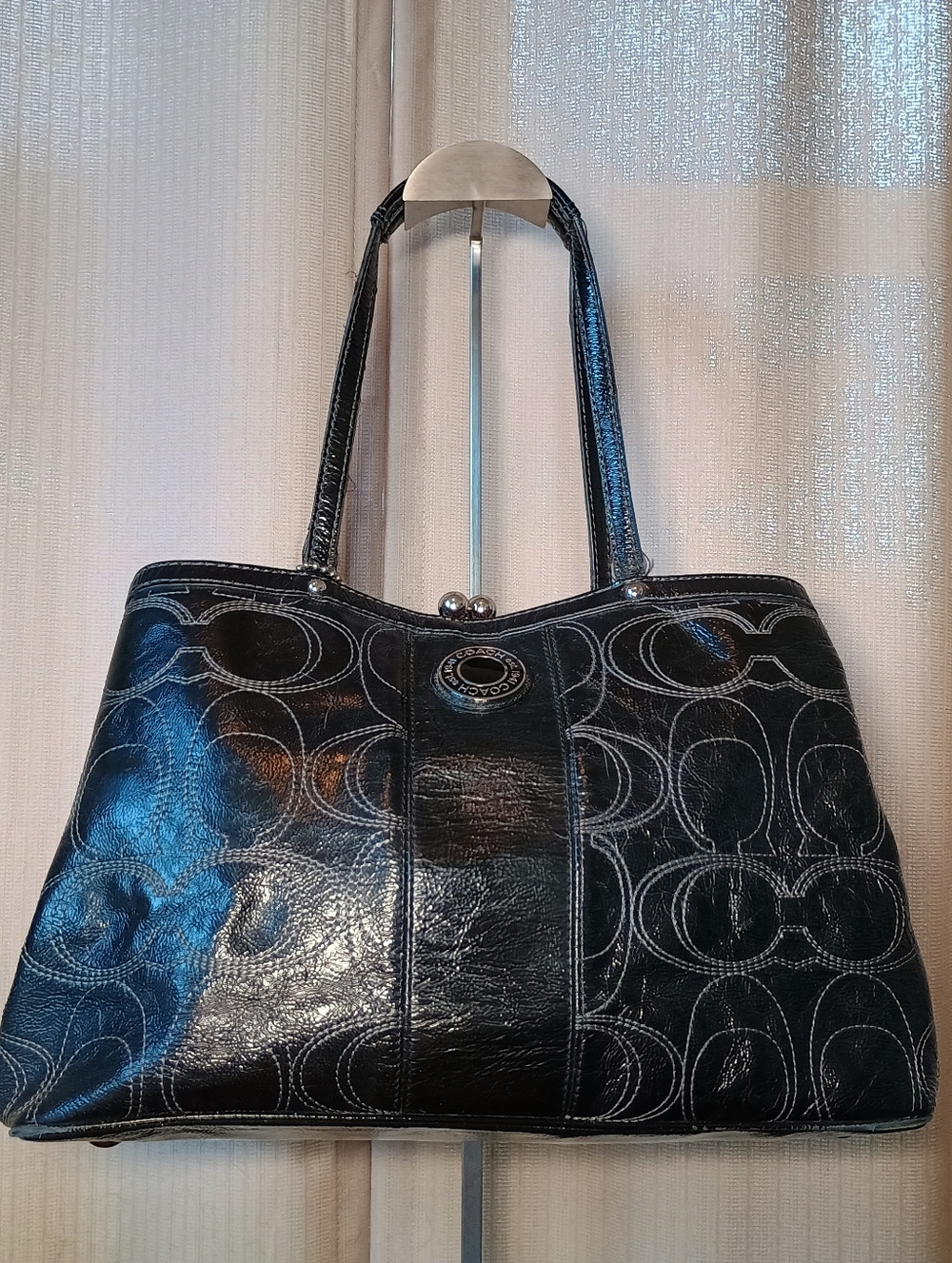 Coach Carryall Kisslock Patent Leather Bag